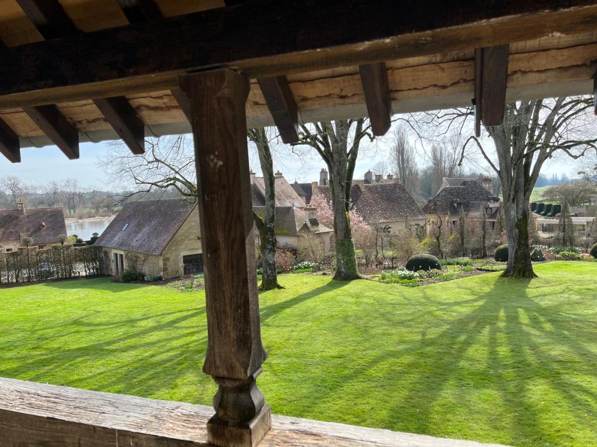 La Maison De La Tour Apremont-sur-Allier Bagian luar foto