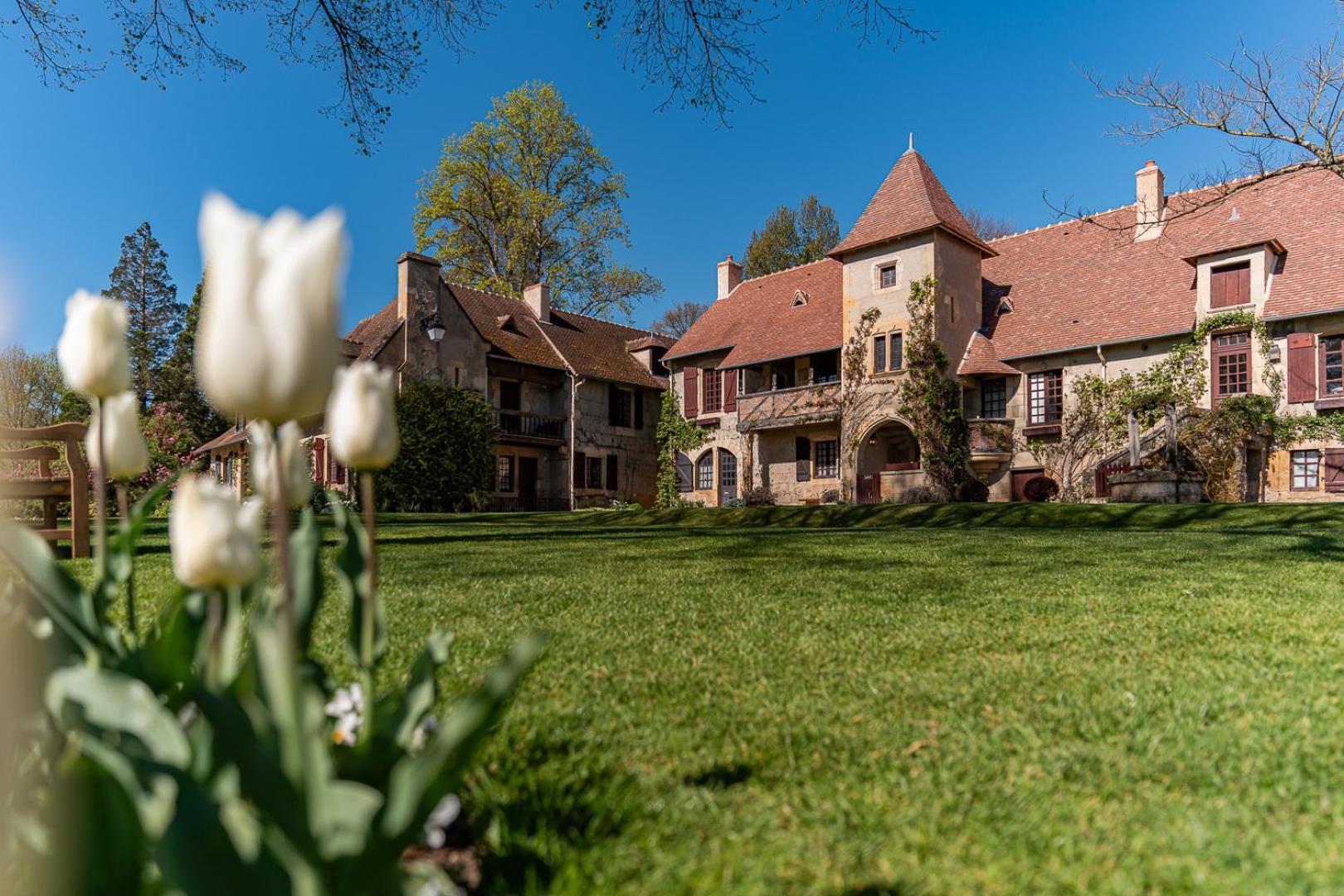 La Maison De La Tour Apremont-sur-Allier Bagian luar foto